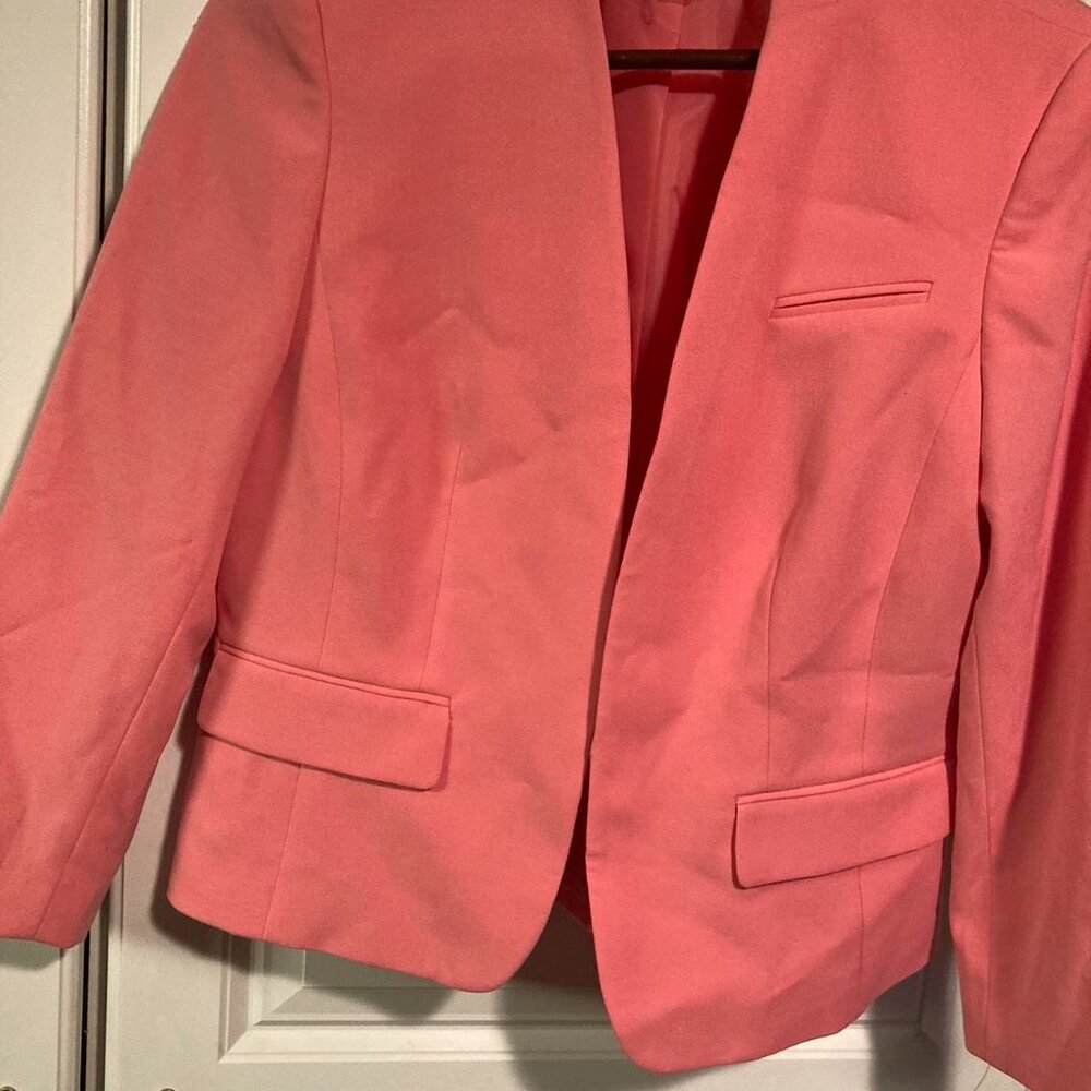 NWT: Dress Barn Pink Blazer (size 8)